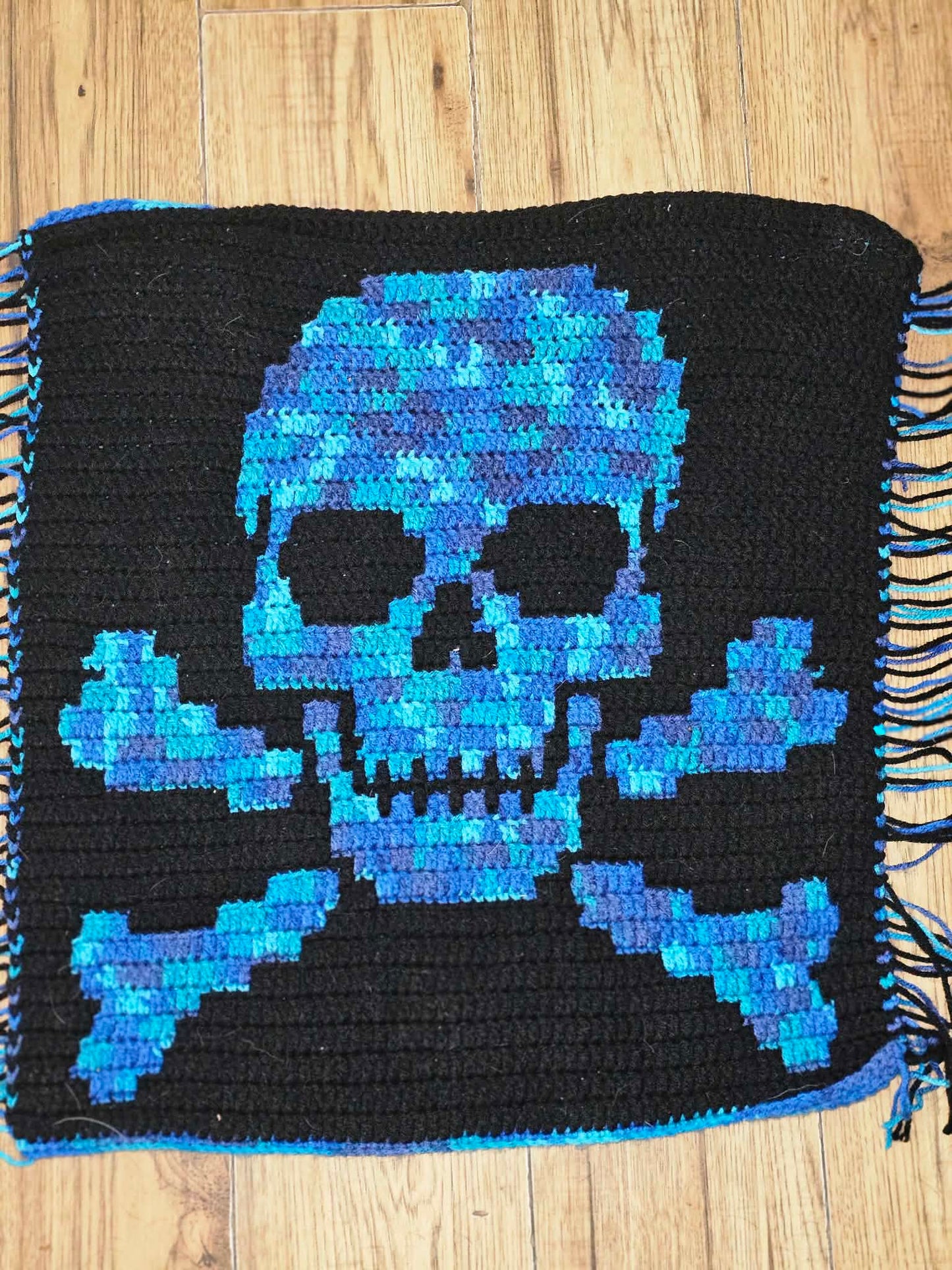 Skull Panel  Over-lay Mosaic Crochet Pattern Graphghan