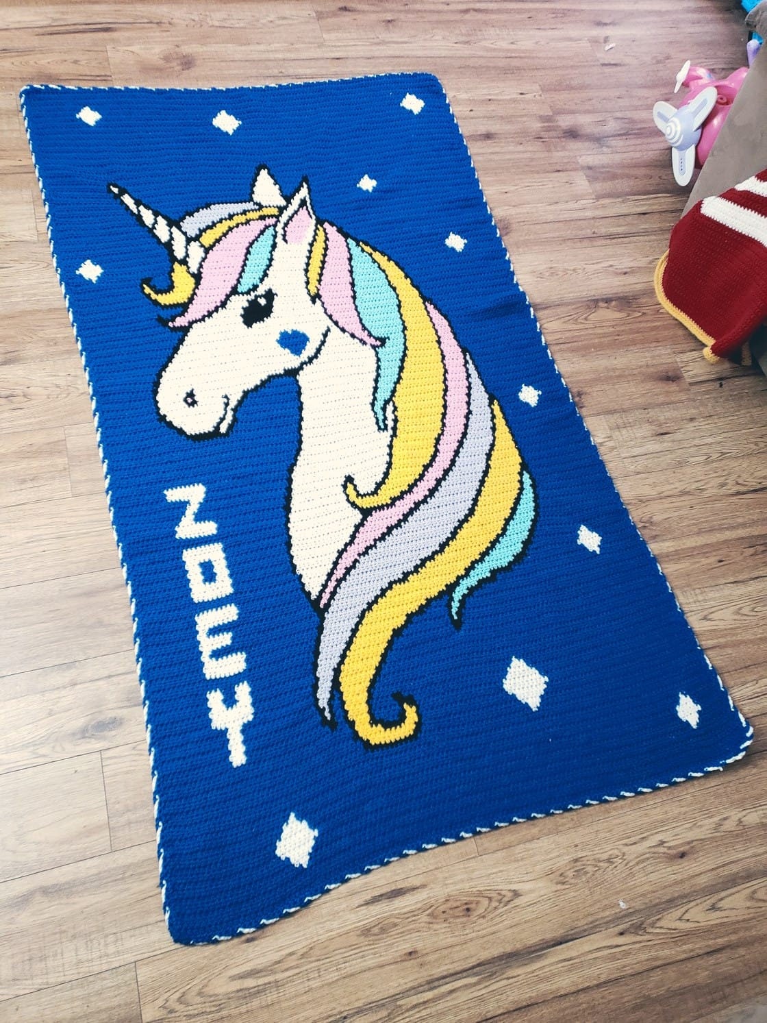 Custom Twin size Unicorn Beauty Graphghan Pattern